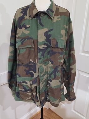 1990 Authentic US Military M81 Woodland Camo BDU Combat Jacket - Size M-R